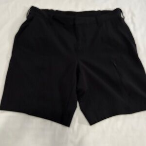 32 Degrees Cool Ladies Cargo Shorts 4-6